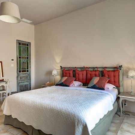 Mas Des Comtes De Provence Hotel Tarascon Eksteriør billede