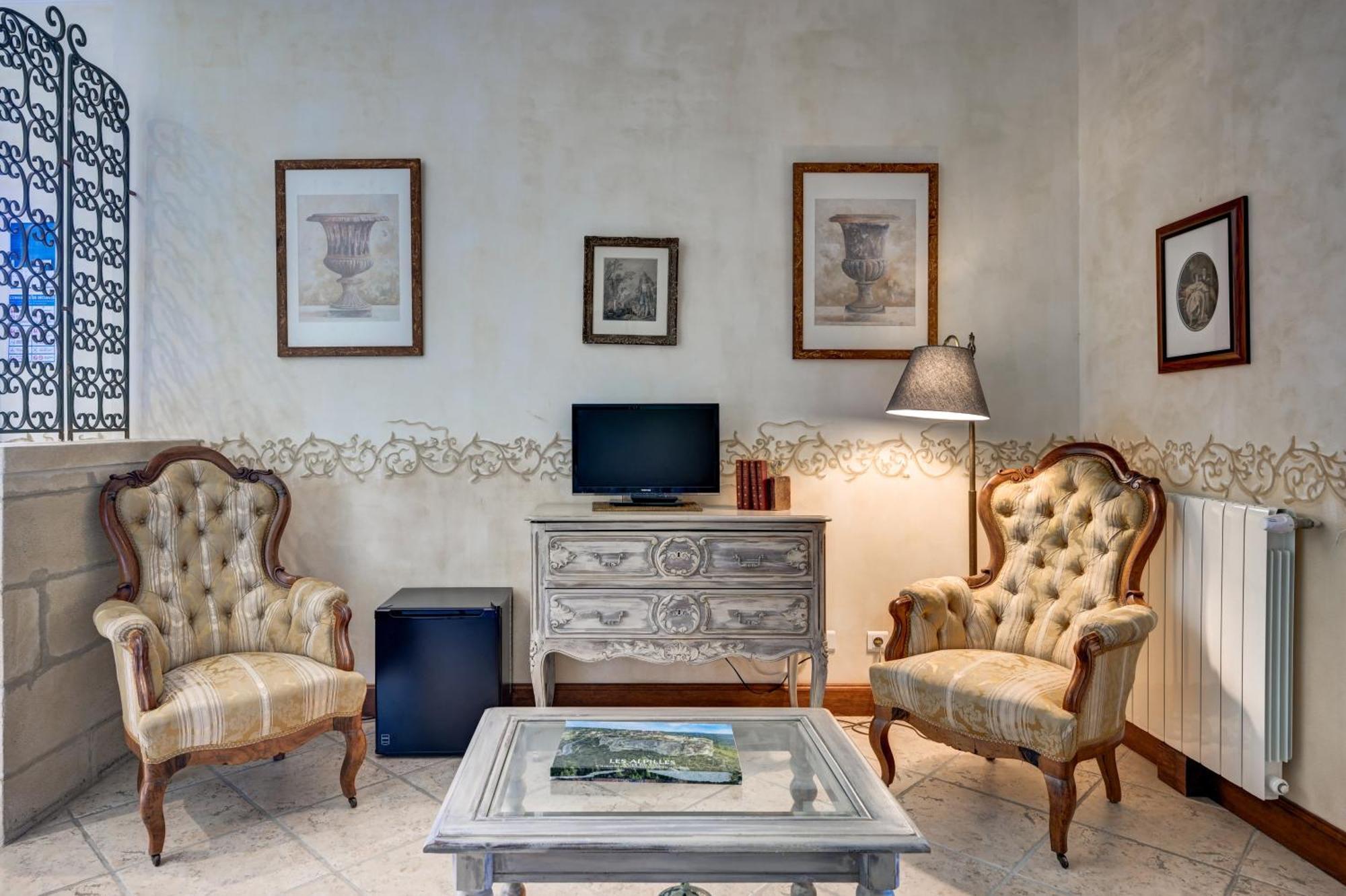 Mas Des Comtes De Provence Hotel Tarascon Eksteriør billede